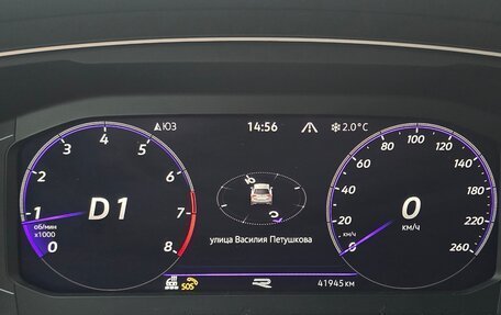 Volkswagen Tiguan II, 2021 год, 3 650 000 рублей, 11 фотография