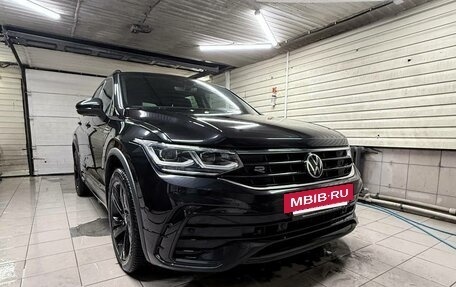 Volkswagen Tiguan II, 2021 год, 3 650 000 рублей, 8 фотография