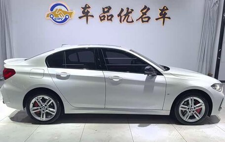 BMW 1 серия, 2022 год, 1 980 000 рублей, 4 фотография