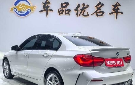 BMW 1 серия, 2022 год, 1 980 000 рублей, 3 фотография