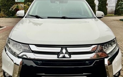 Mitsubishi Outlander III рестайлинг 3, 2017 год, 2 700 000 рублей, 1 фотография