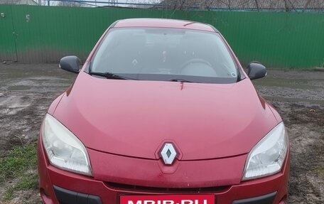 Renault Megane III, 2010 год, 700 000 рублей, 1 фотография