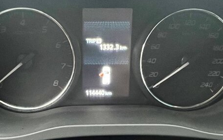 Mitsubishi Outlander III рестайлинг 3, 2017 год, 2 700 000 рублей, 6 фотография