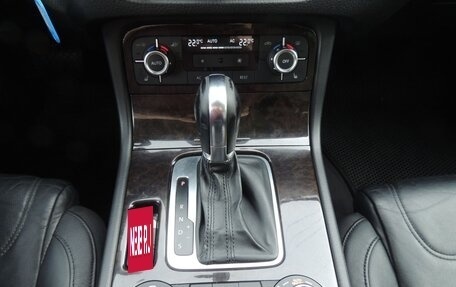 Volkswagen Touareg III, 2010 год, 1 995 000 рублей, 14 фотография