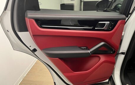 Porsche Cayenne III, 2018 год, 6 490 000 рублей, 12 фотография