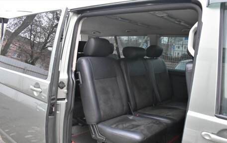 Volkswagen Caravelle T5, 2010 год, 1 899 000 рублей, 10 фотография