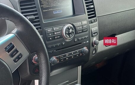 Nissan Pathfinder, 2011 год, 1 050 000 рублей, 13 фотография