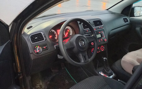 Volkswagen Polo VI (EU Market), 2011 год, 750 000 рублей, 7 фотография