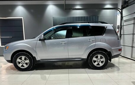 Mitsubishi Outlander III рестайлинг 3, 2011 год, 1 323 000 рублей, 2 фотография