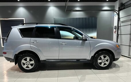 Mitsubishi Outlander III рестайлинг 3, 2011 год, 1 323 000 рублей, 6 фотография