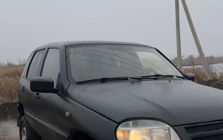 Chevrolet Niva I рестайлинг, 2003 год, 320 000 рублей, 3 фотография