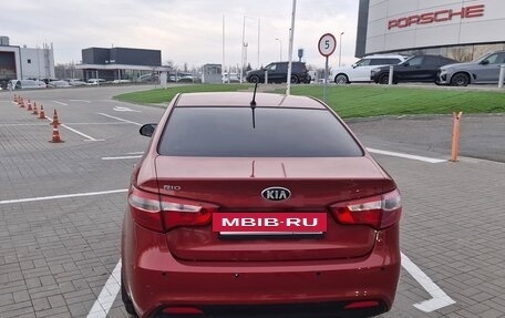 KIA Rio III рестайлинг, 2014 год, 999 999 рублей, 3 фотография