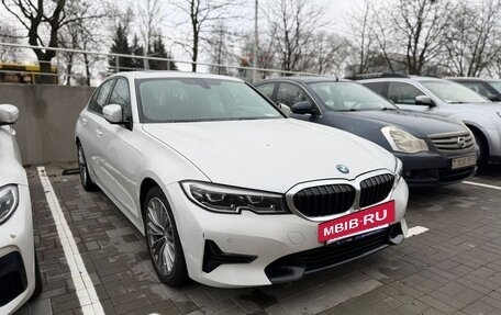 BMW 3 серия, 2021 год, 2 990 000 рублей, 2 фотография