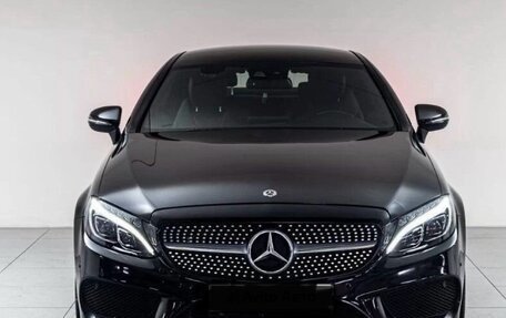 Mercedes-Benz C-Класс, 2017 год, 2 450 000 рублей, 3 фотография