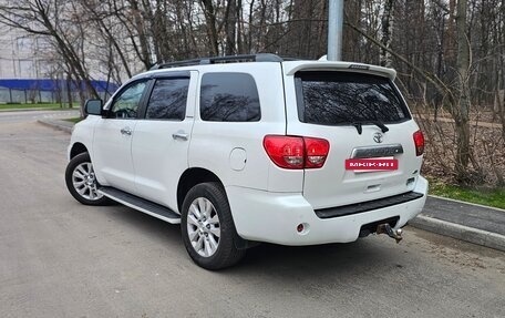 Toyota Sequoia II рестайлинг, 2011 год, 3 499 000 рублей, 4 фотография