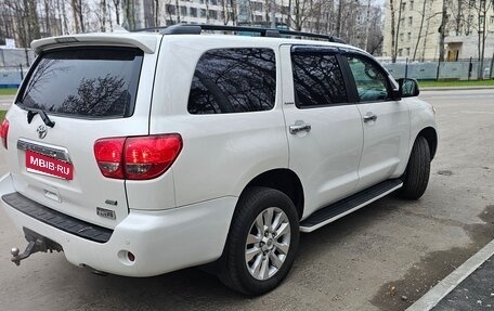 Toyota Sequoia II рестайлинг, 2011 год, 3 499 000 рублей, 5 фотография