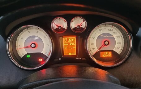 Peugeot 308 II, 2011 год, 450 000 рублей, 10 фотография