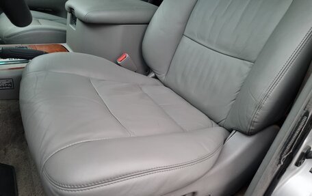 Toyota Land Cruiser 100 рестайлинг 2, 2006 год, 2 300 000 рублей, 10 фотография