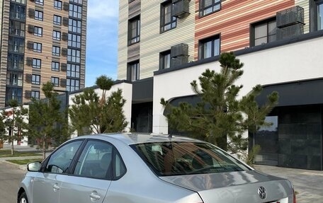 Volkswagen Polo VI (EU Market), 2011 год, 720 000 рублей, 4 фотография