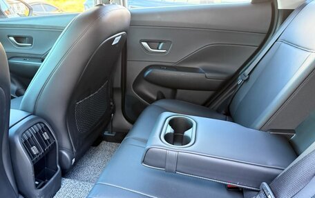 Hyundai Kona, 2024 год, 3 500 000 рублей, 27 фотография