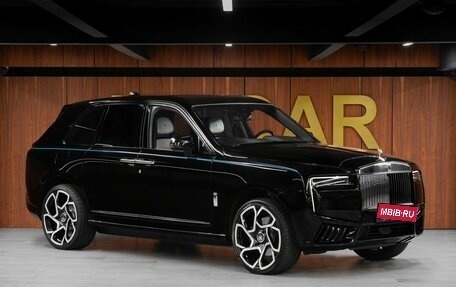 Rolls-Royce Cullinan, 2024 год, 62 500 000 рублей, 5 фотография