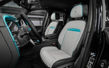 Rolls-Royce Cullinan, 2024 год, 62 500 000 рублей, 12 фотография