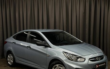 Hyundai Solaris II рестайлинг, 2013 год, 779 999 рублей, 2 фотография