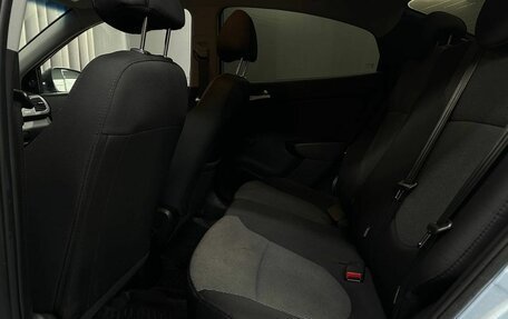 Hyundai Solaris II рестайлинг, 2013 год, 779 999 рублей, 15 фотография