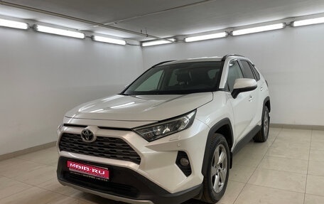 Toyota RAV4, 2019 год, 2 850 000 рублей, 1 фотография