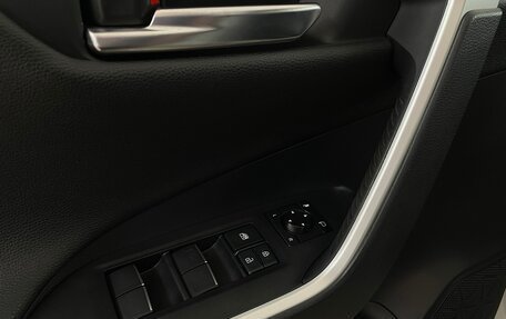 Toyota RAV4, 2019 год, 2 850 000 рублей, 10 фотография