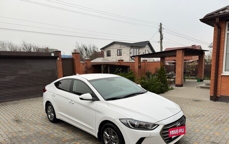 Hyundai Elantra VI рестайлинг, 2018 год, 1 300 000 рублей, 2 фотография