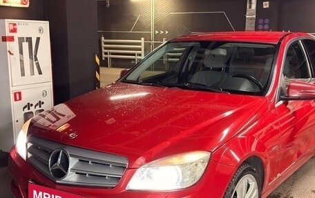 Mercedes-Benz C-Класс, 2009 год, 1 220 000 рублей, 1 фотография