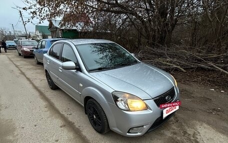KIA Rio II, 2010 год, 650 000 рублей, 3 фотография