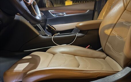 Cadillac XT5 I рестайлинг, 2017 год, 3 100 000 рублей, 5 фотография