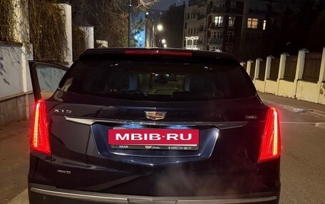 Cadillac XT5 I рестайлинг, 2017 год, 3 100 000 рублей, 2 фотография