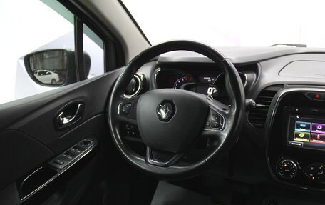 Renault Kaptur I рестайлинг, 2017 год, 1 045 000 рублей, 21 фотография