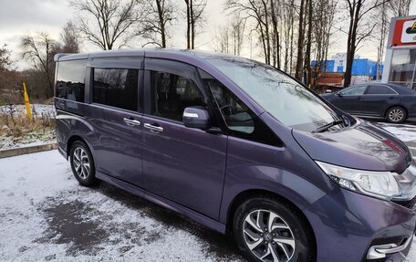 Honda Stepwgn IV, 2017 год, 2 190 000 рублей, 2 фотография