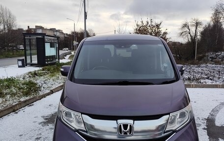 Honda Stepwgn IV, 2017 год, 2 190 000 рублей, 7 фотография