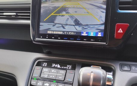 Honda Stepwgn IV, 2017 год, 2 190 000 рублей, 22 фотография