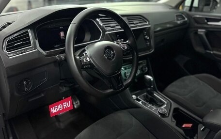 Volkswagen Tiguan II, 2017 год, 2 600 000 рублей, 8 фотография