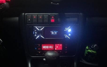 Audi A4, 1996 год, 429 999 рублей, 11 фотография