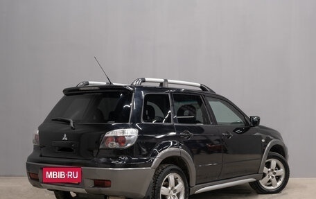 Mitsubishi Outlander III рестайлинг 3, 2005 год, 899 000 рублей, 6 фотография