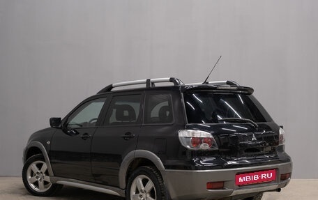 Mitsubishi Outlander III рестайлинг 3, 2005 год, 899 000 рублей, 4 фотография