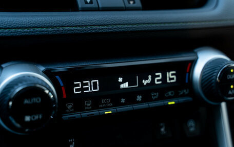 Toyota RAV4, 2025 год, 4 705 000 рублей, 28 фотография