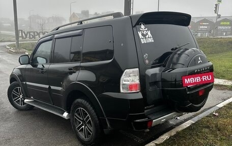 Mitsubishi Pajero IV, 2014 год, 2 000 000 рублей, 2 фотография