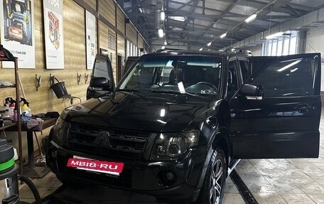 Mitsubishi Pajero IV, 2014 год, 2 000 000 рублей, 11 фотография