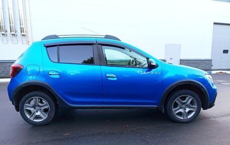 Renault Sandero II рестайлинг, 2019 год, 1 100 000 рублей, 6 фотография