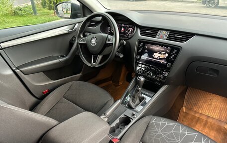 Skoda Octavia, 2019 год, 1 840 000 рублей, 6 фотография