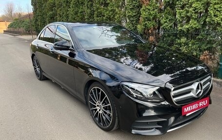 Mercedes-Benz E-Класс, 2017 год, 3 450 000 рублей, 2 фотография