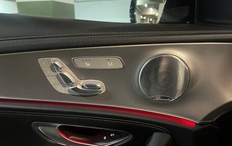 Mercedes-Benz E-Класс, 2017 год, 3 450 000 рублей, 12 фотография